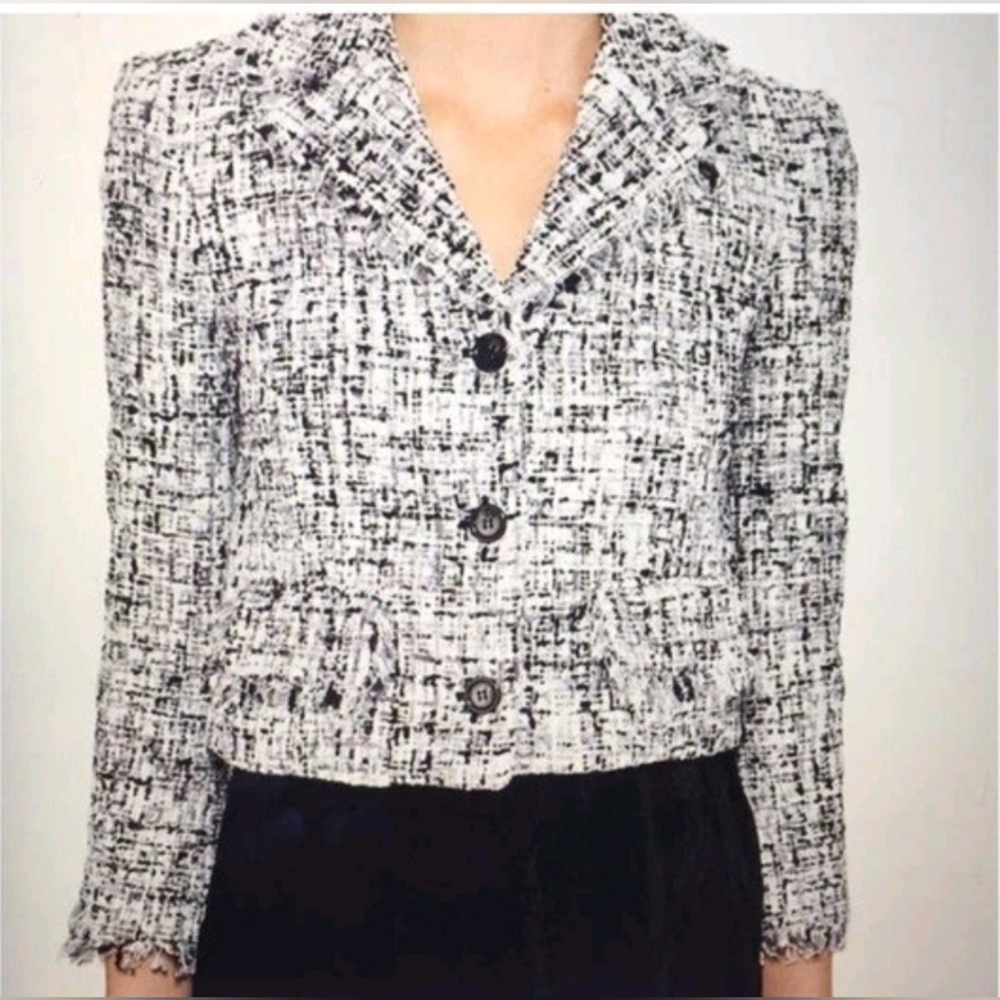 Alice + Olivia Black and White Tweed Pattern Bouclé Cropped Size S